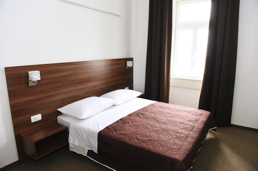 Riva Rooms Rijeka Quarto foto